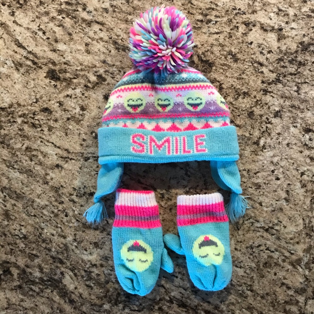 The Children’s Place Toddler Winter Hat & Gloves
